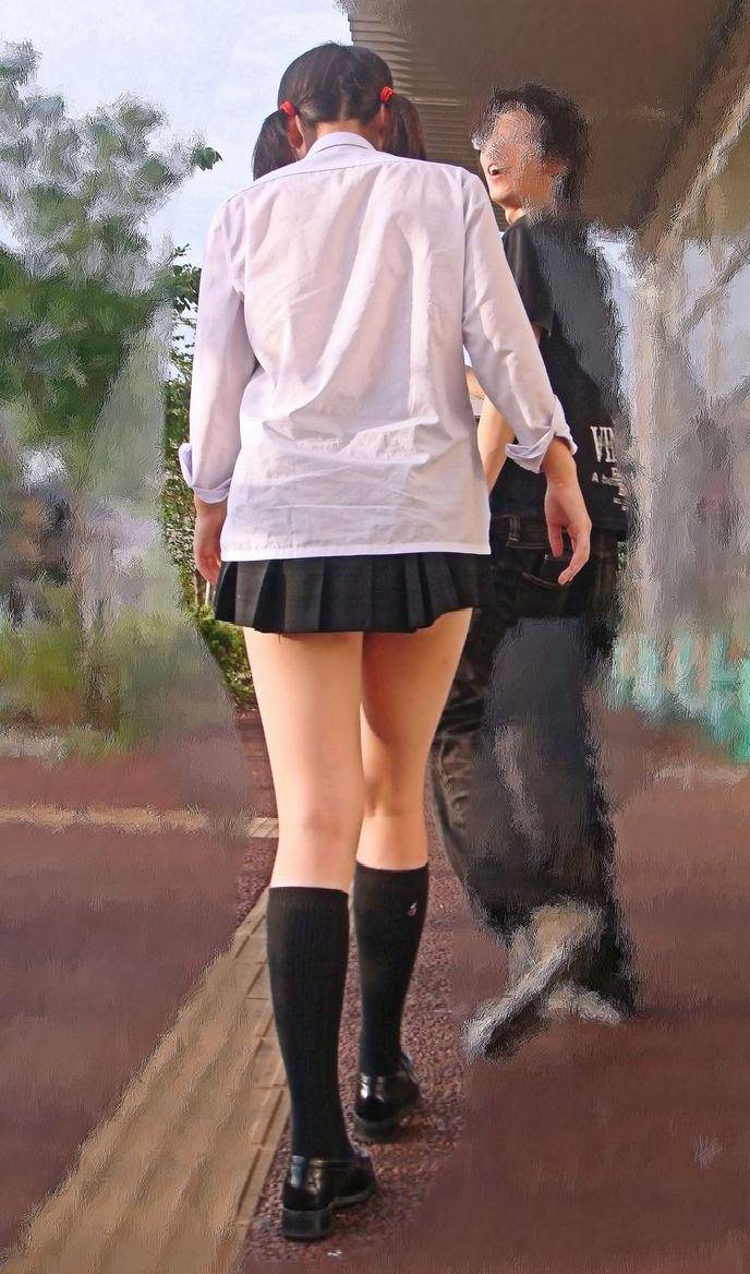 街撮り　JK　顔出し　モザなし JK街撮り盗撮エロ画像】美脚過ぎて私服も見たくなる生足出した制服女子高生を街中で隠し撮りｗｗ | エロ画像ミルナビ |  profdemontagstroy.ru