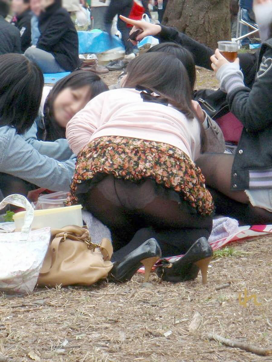 前かがみ素人　学生 