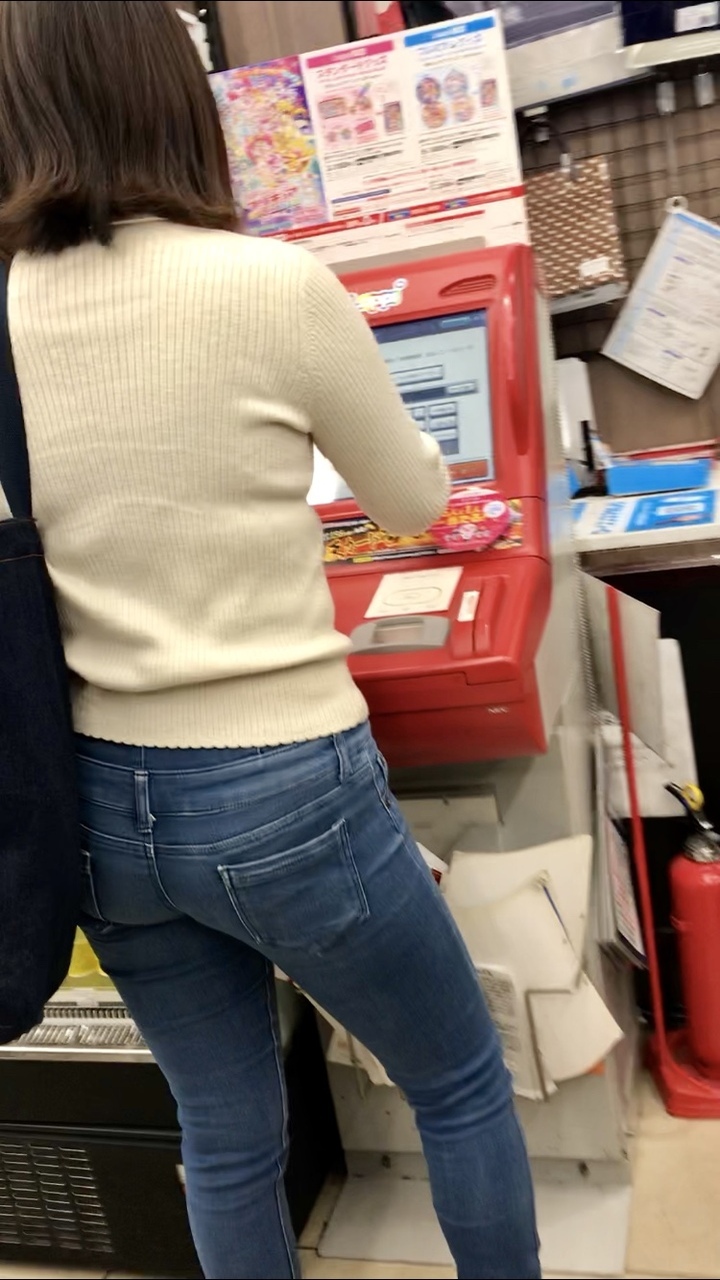 ピチピチ　パツパツ　盗撮 